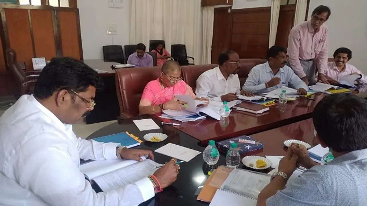 ದಲ್ಲಾಳಿಗಳಿಗೆ ಕಡಿವಾಣ ಹಾಕಿ: ಸಚಿವ ಶಿವರಾಜ್‌ ತಂಗಡಗಿ 