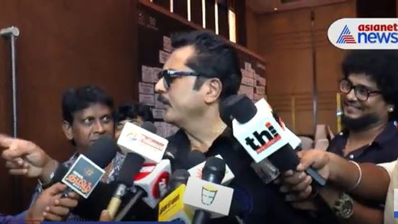 Watch: விஜய்யின் அரசியல் வருகை... சரத்குமாரிடம் எழுப்பப்பட்ட கேள்வி! வெடித்த பிரச்சனை.! பரபரப்பு வீடியோ!