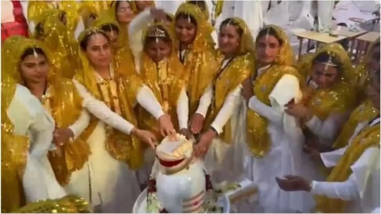 girl wedding
