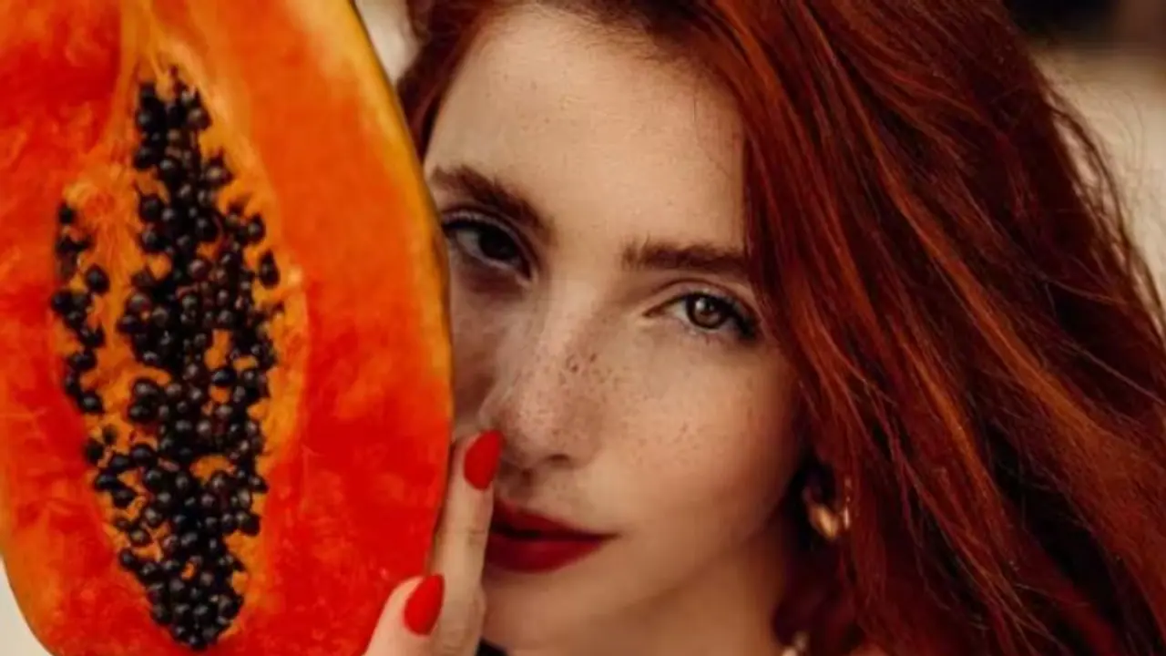 മുഖത്ത് പപ്പായ ഇങ്ങനെ ഉപയോഗിക്കാം; അറിയാം ഗുണങ്ങള്... മുഖത്ത് പപ്പായ ഇങ്ങനെ ഉപയോഗിക്കാം; അറിയാം ഗുണങ്ങള്...