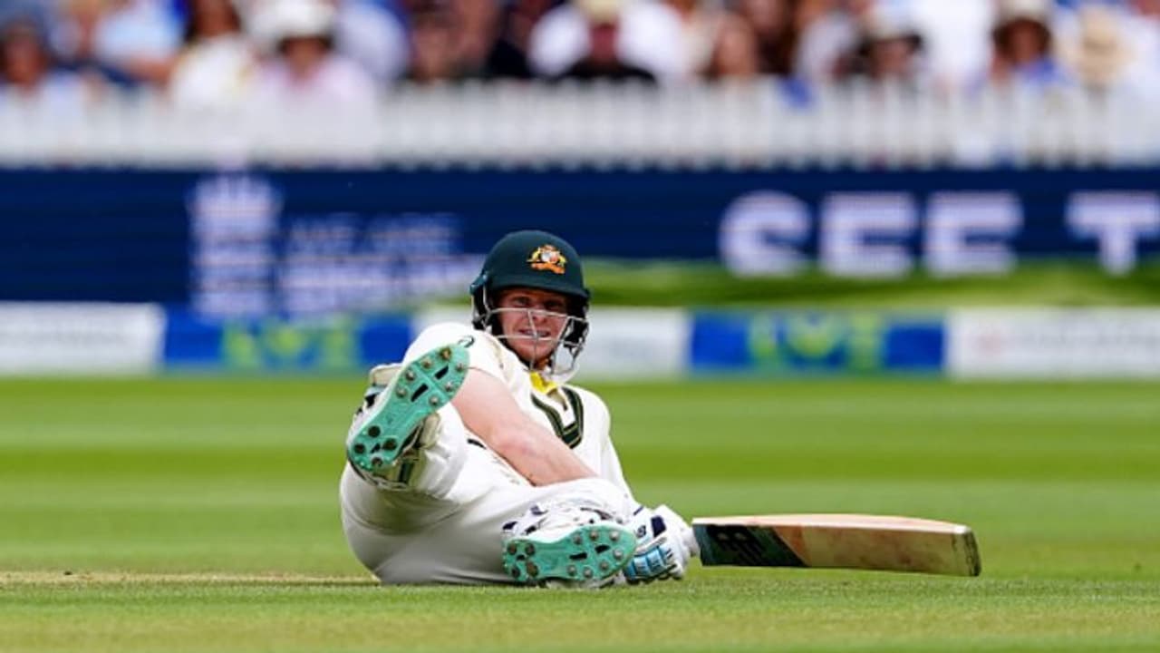 എന്ത് ഷോട്ടാണ് എന്ന് ചോദിക്കരുത്; നിലംതല്ലി മാതിരി അടിച്ച് തെറിച്ചുവീണ് സ്റ്റീവ് സ്‌മിത്ത്