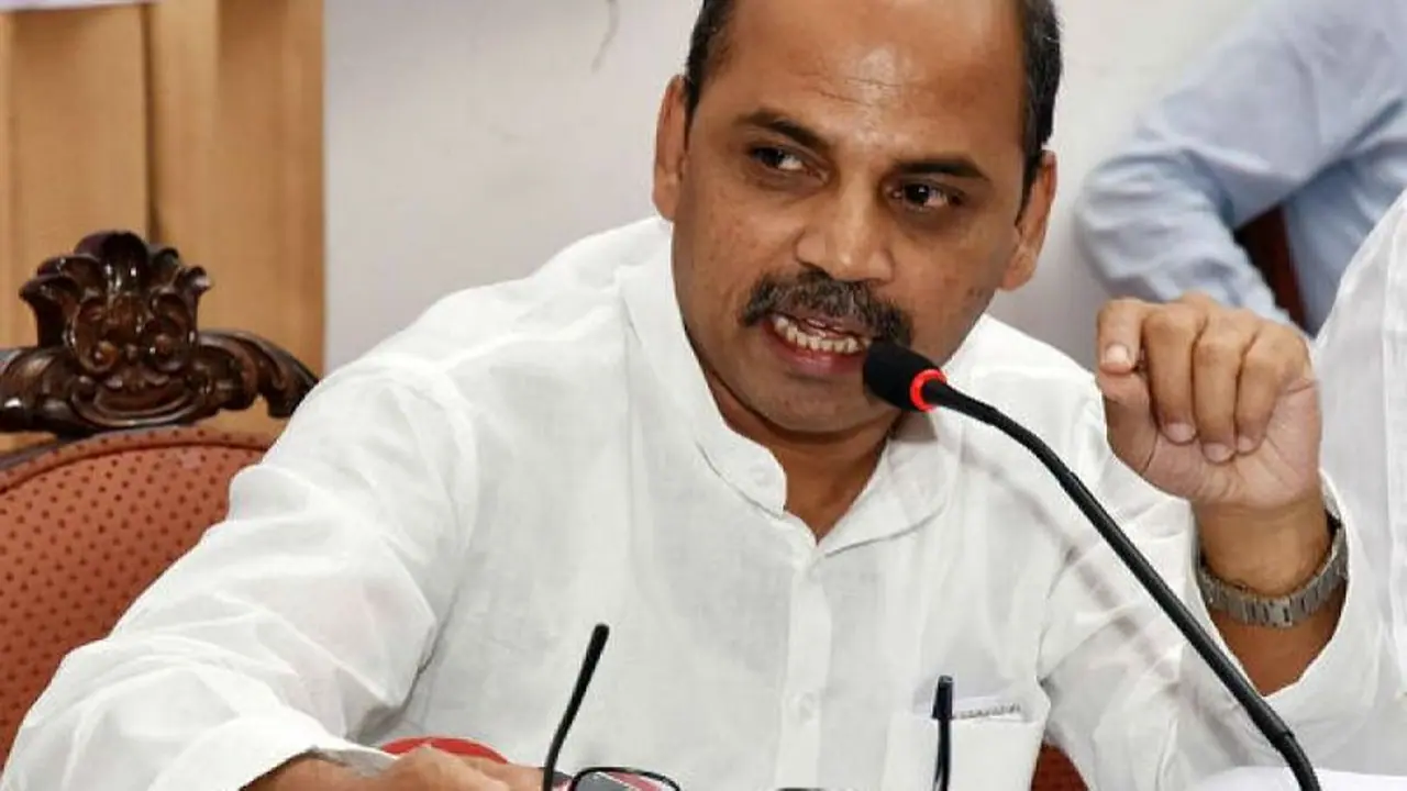 Congress Guarantee: ತಿಂಗಳಿಗೆ ₹3000 ನೀಡುವ ಯುವನಿಧಿ ಯೋಜನೆಗೆ ಡಿ.26ರಿಂದ ನೋಂದಣಿ: ಸಚಿವ ಶರಣ ಪಾಟೀಲ್‌