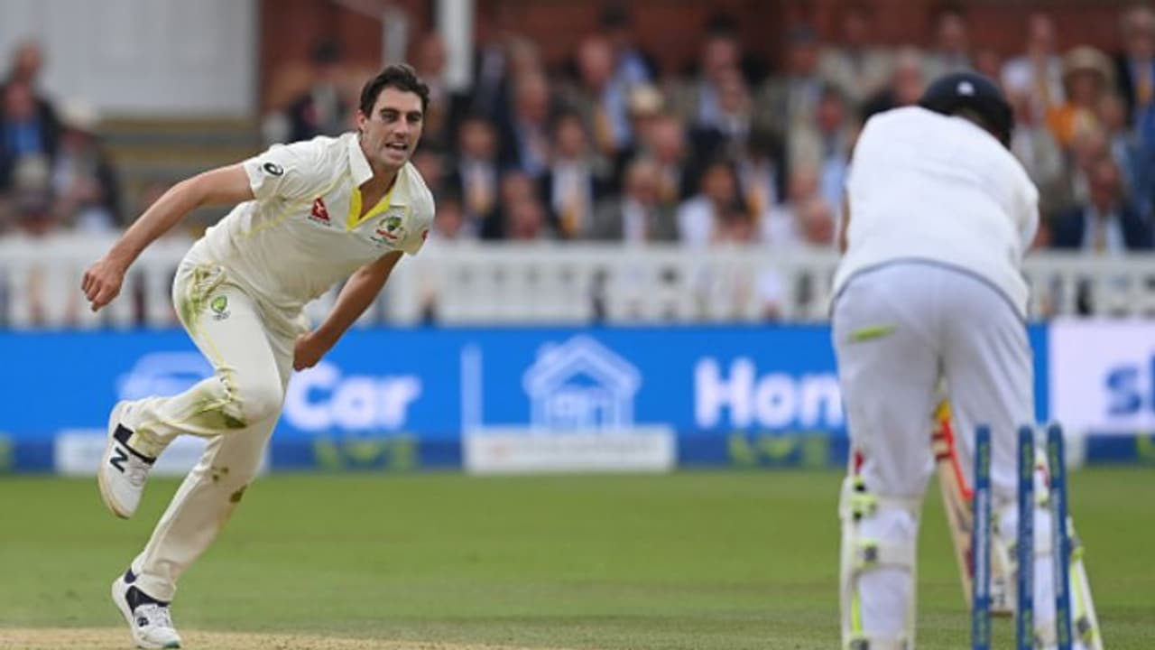 ഇംഗ്ലണ്ടിന് വേണം 257 റണ്സ്, ഓസീസ് വീഴ്ത്തേണ്ടത് 6 വിക്കറ്റ്; ആഷസ് അവസാന ദിനം എന്താകും? ഇംഗ്ലണ്ടിന് വേണം 257 റണ്സ്, ഓസീസ് വീഴ്ത്തേണ്ടത് 6 വിക്കറ്റ്; ആഷസ് അവസാന ദിനം എന്താകും?