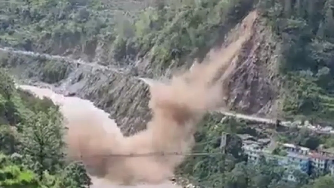 Uttarakhand: Landslide blocks Badrinath National Highway again; commuters stuck