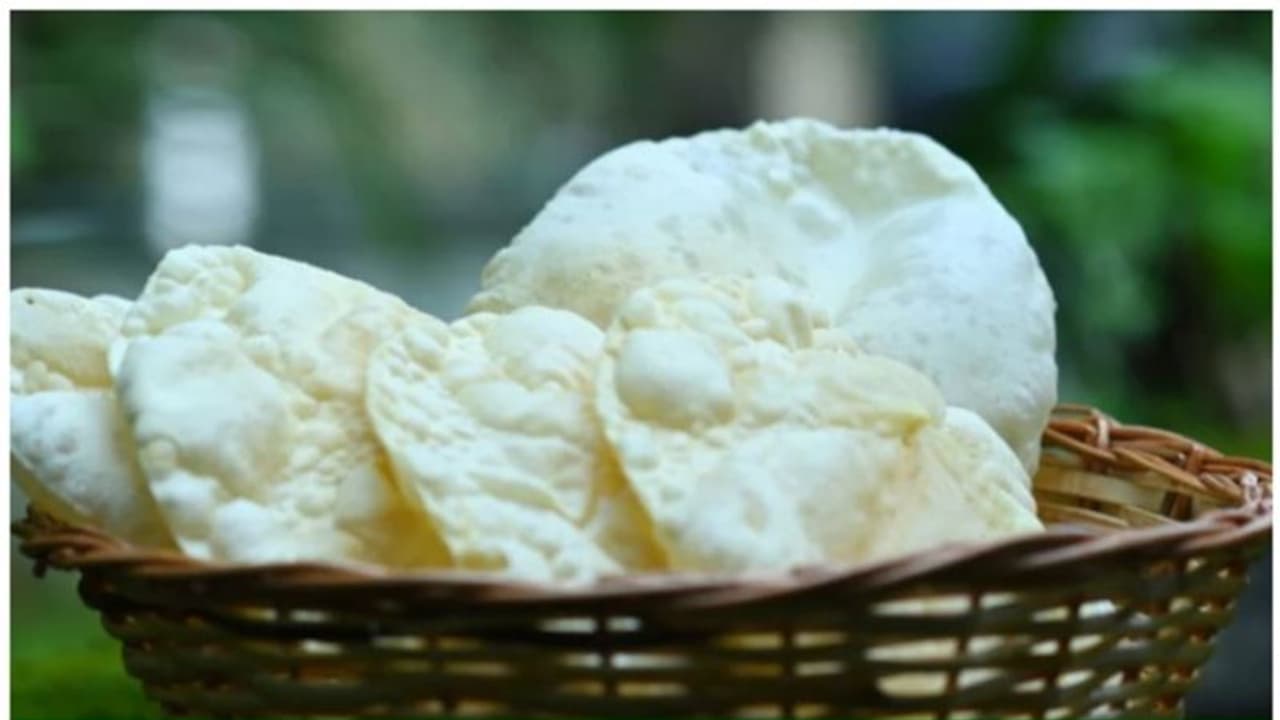 പപ്പട പ്രിയരാണോ നിങ്ങൾ ? എങ്കിൽ ഇക്കാര്യങ്ങൾ കൂടി അറിഞ്ഞോളൂ പപ്പട പ്രിയരാണോ നിങ്ങൾ ? എങ്കിൽ ഇക്കാര്യങ്ങൾ കൂടി അറിഞ്ഞോളൂ