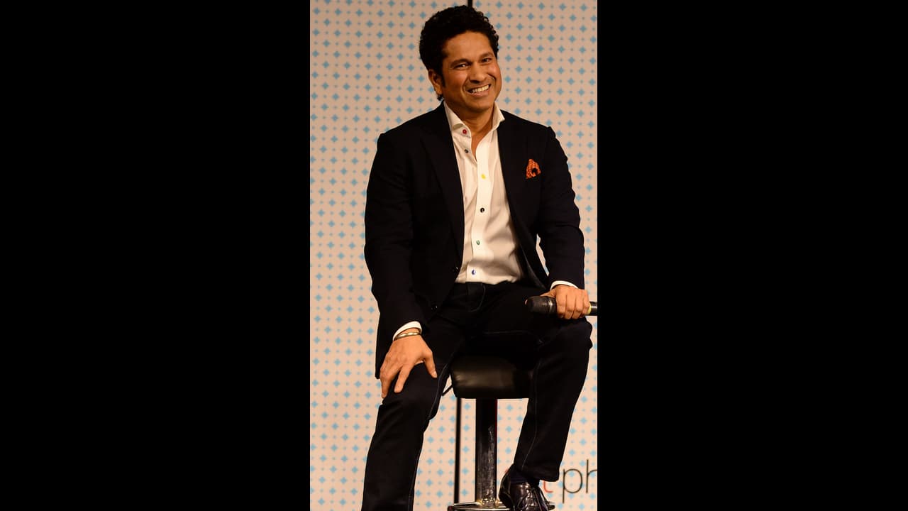 నేషనల్ ఐకాన్గా మాస్టర్ బ్లాస్టర్.. సచిన్ కు ఈసీ కీలక బాధ్యతలు.. నేషనల్ ఐకాన్గా మాస్టర్ బ్లాస్టర్.. సచిన్ కు ఈసీ కీలక బాధ్యతలు..