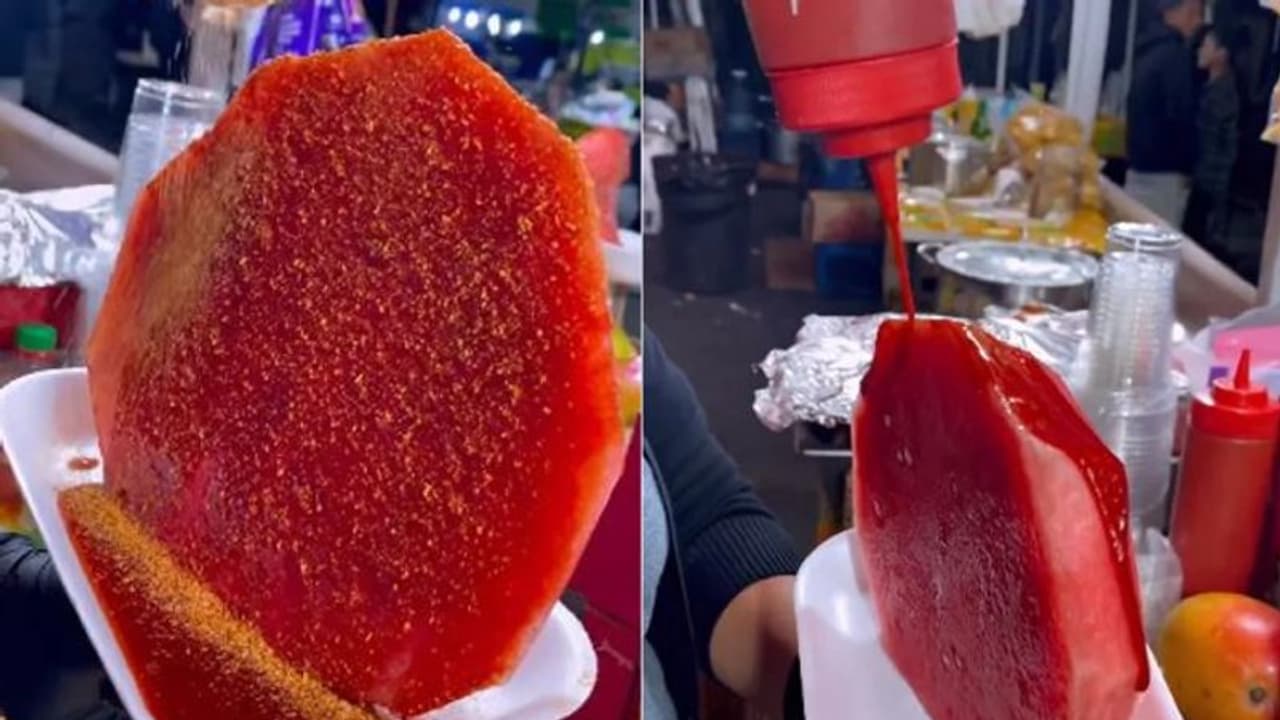 തണ്ണിമത്തൻ കൊണ്ട് തയ്യാറാക്കുന്ന 'സ്പെഷ്യല്' വിഭവം; കൊതിയാകുന്നുവെന്ന് കമന്റുകള് തണ്ണിമത്തൻ കൊണ്ട് തയ്യാറാക്കുന്ന 'സ്പെഷ്യല്' വിഭവം; കൊതിയാകുന്നുവെന്ന് കമന്റുകള്