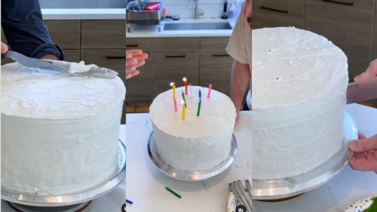 കണ്ടാല് വെറും വൈറ്റ് കേക്ക്, മുറിച്ചപ്പോള് ഞെട്ടി; ഇത് സുഹൃത്തിന്റെ പിറന്നാള് സര്പ്രൈസ്; വീഡിയോ വൈറല് കണ്ടാല് വെറും വൈറ്റ് കേക്ക്, മുറിച്ചപ്പോള് ഞെട്ടി; ഇത് സുഹൃത്തിന്റെ പിറന്നാള് സര്പ്രൈസ്; വീഡിയോ വൈറല്