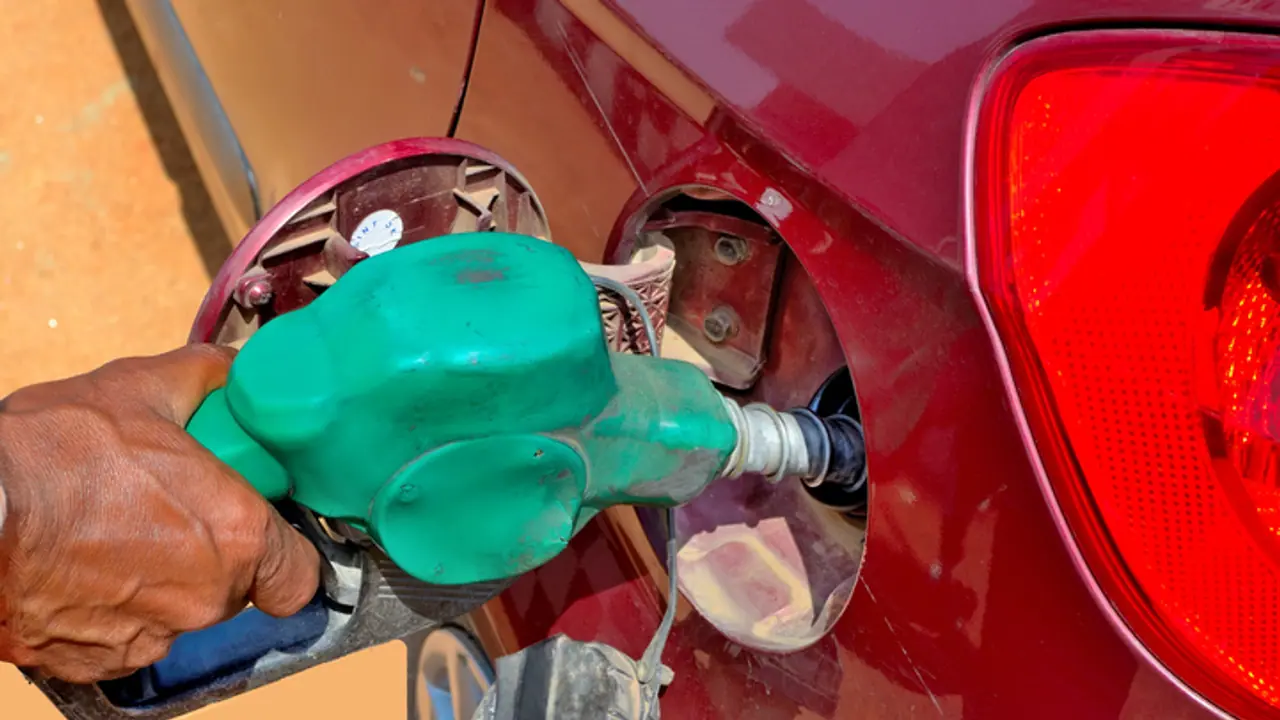 Petrol, Diesel price today, August 25: Check latest rates in Bengaluru, Gurugram and other major cities Petrol, Diesel price today, August 25: Check latest rates in Bengaluru, Gurugram and other major cities