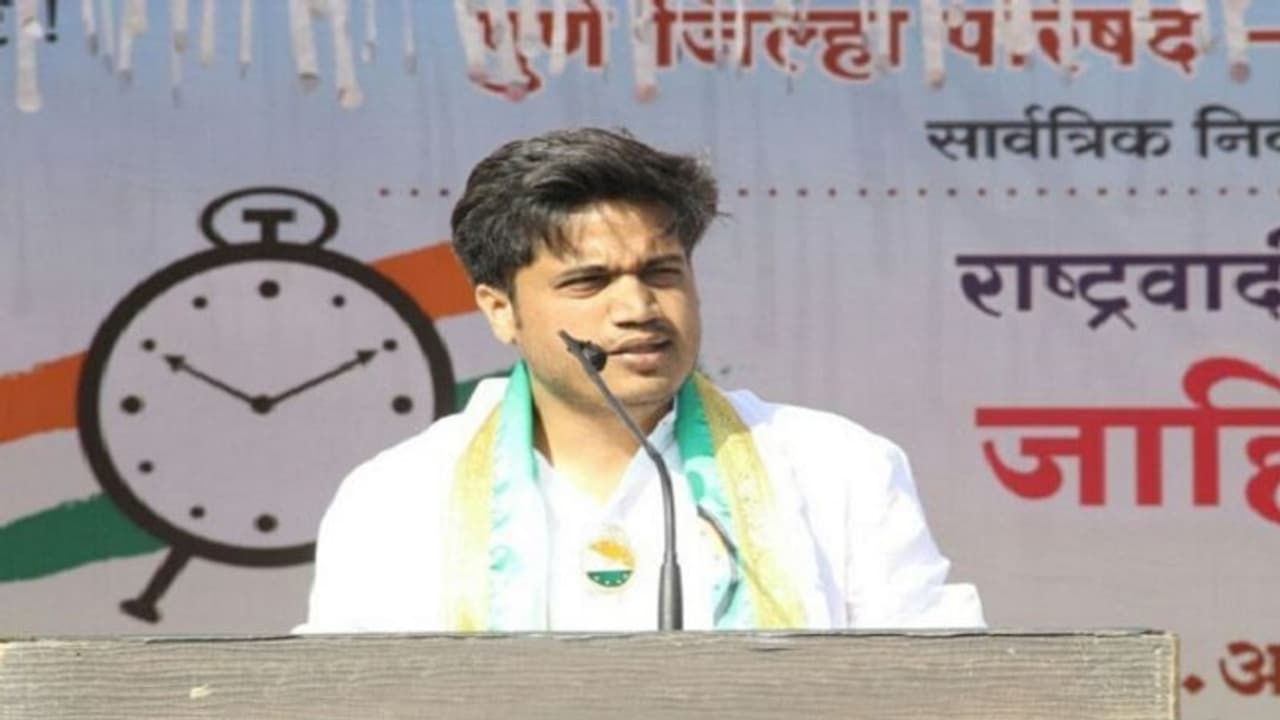 డిసెంబర్ లోనే లోక్ సభ ఎన్నికలు శరద్ పవార్ మనవడు, ఎమ్మెల్యే రోహిత్ పవార్.. కారణమేంటంటే ? 