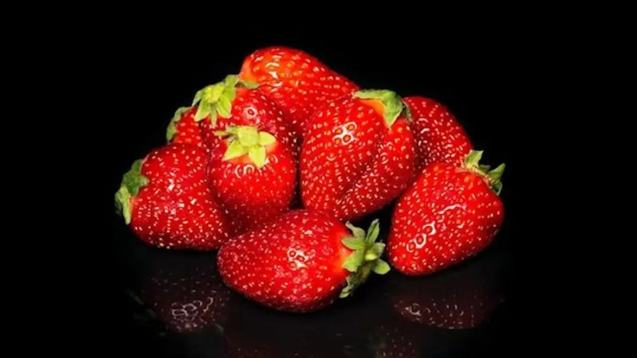 Glowing Skin to Digestion: 5 factors why Strawberries are beneficial to health Glowing Skin to Digestion: 5 factors why Strawberries are beneficial to health