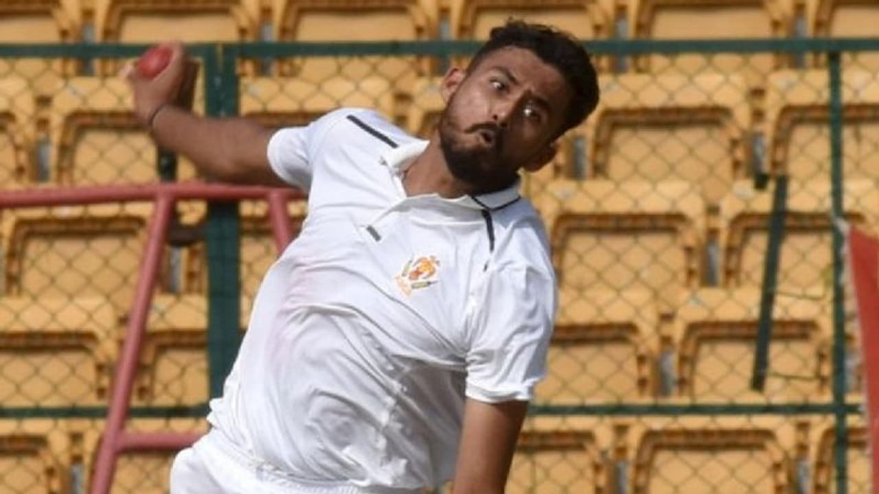 Duleep Trophy: ವಿದ್ವತ್‌ಕಾವೇರಪ್ಪ ಮಾರಕ ದಾಳಿಗೆ ಉತ್ತರ ತತ್ತರ