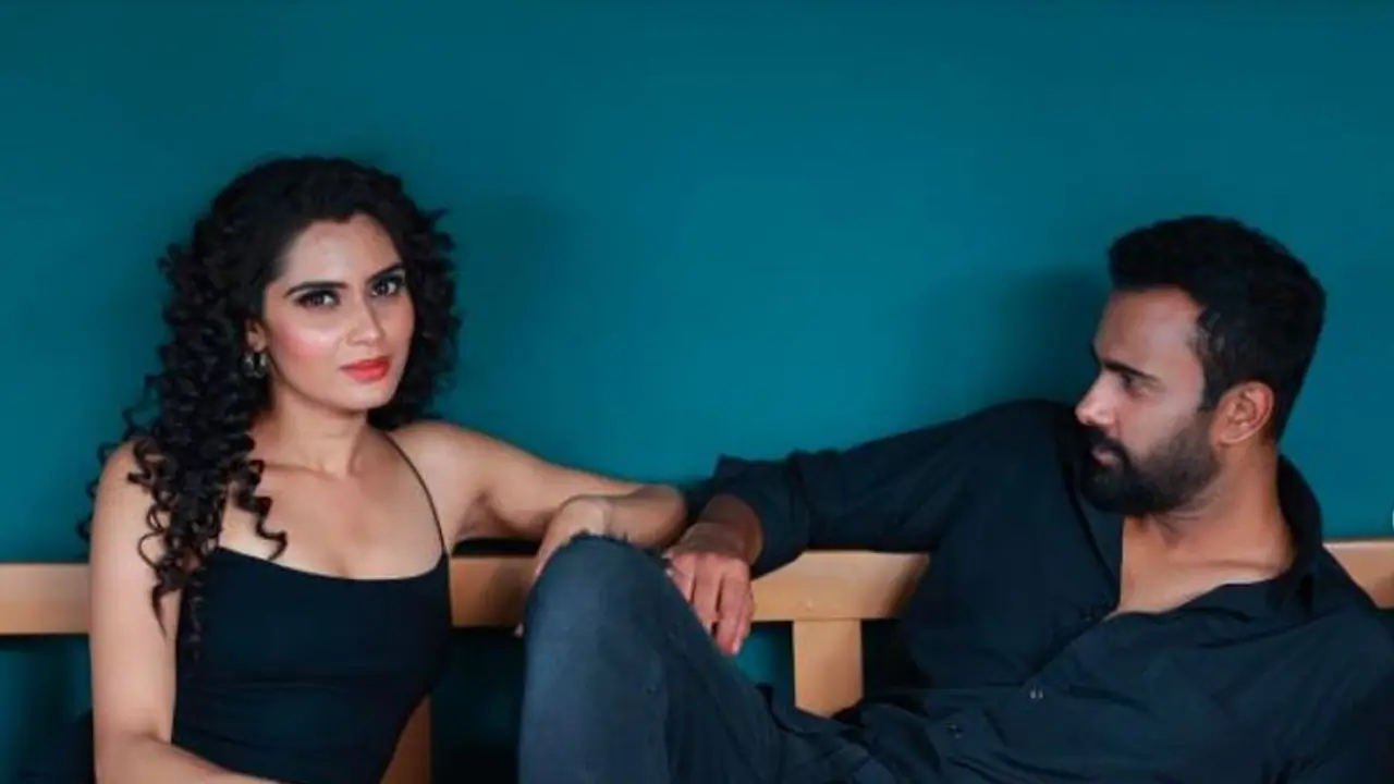 ದಿನವೂ ಸಪ್ತಸಾಗರ ದಾಟಿ ಭಾವಿ ಪತ್ನಿಯನ್ನು ಮೀಟ್‌ ಆಗಲು ಹೋಗ್ತಿದ್ರಂತೆ ‘ತಾಂಡವ್‌‘! ಅವರ ಬಾಯಿಂದ್ಲೇ ವಿಷ್ಯ ಕೇಳಿ... 