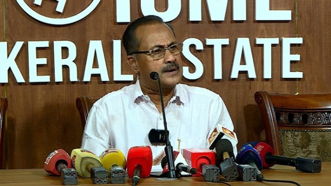 ജിഫ്രി മുത്തുക്കോയ തങ്ങള്‍ക്കെതിരായ പരാമര്‍ശം; പി എം എ സലാമിനെതിരെ നടപടിയാവശ്യപ്പെട്ട് സമസ്ത