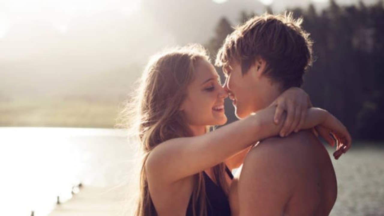 ഏറ്റവും ദൈര്ഘ്യമേറിയ ചുംബനത്തിനുള്ള ലോക റെക്കോര്ഡ് എന്തുകൊണ്ട് നിര്ത്തലാക്കി? ഏറ്റവും ദൈര്ഘ്യമേറിയ ചുംബനത്തിനുള്ള ലോക റെക്കോര്ഡ് എന്തുകൊണ്ട് നിര്ത്തലാക്കി?