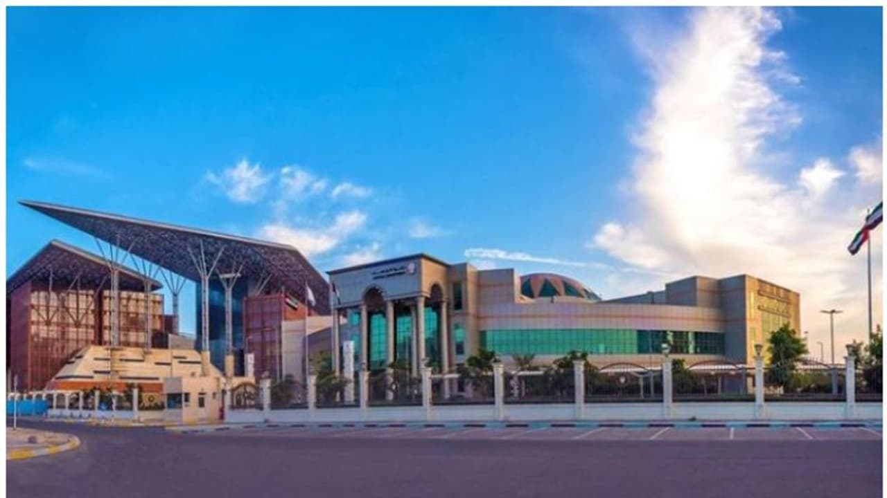 വിദ്വേഷ പ്രസംഗ വീഡിയോ പങ്കുവെച്ചു; യുവതിക്ക് അഞ്ചു വര്ഷം തടവും ഒരു കോടി രൂപ പിഴയും വിദ്വേഷ പ്രസംഗ വീഡിയോ പങ്കുവെച്ചു; യുവതിക്ക് അഞ്ചു വര്ഷം തടവും ഒരു കോടി രൂപ പിഴയും