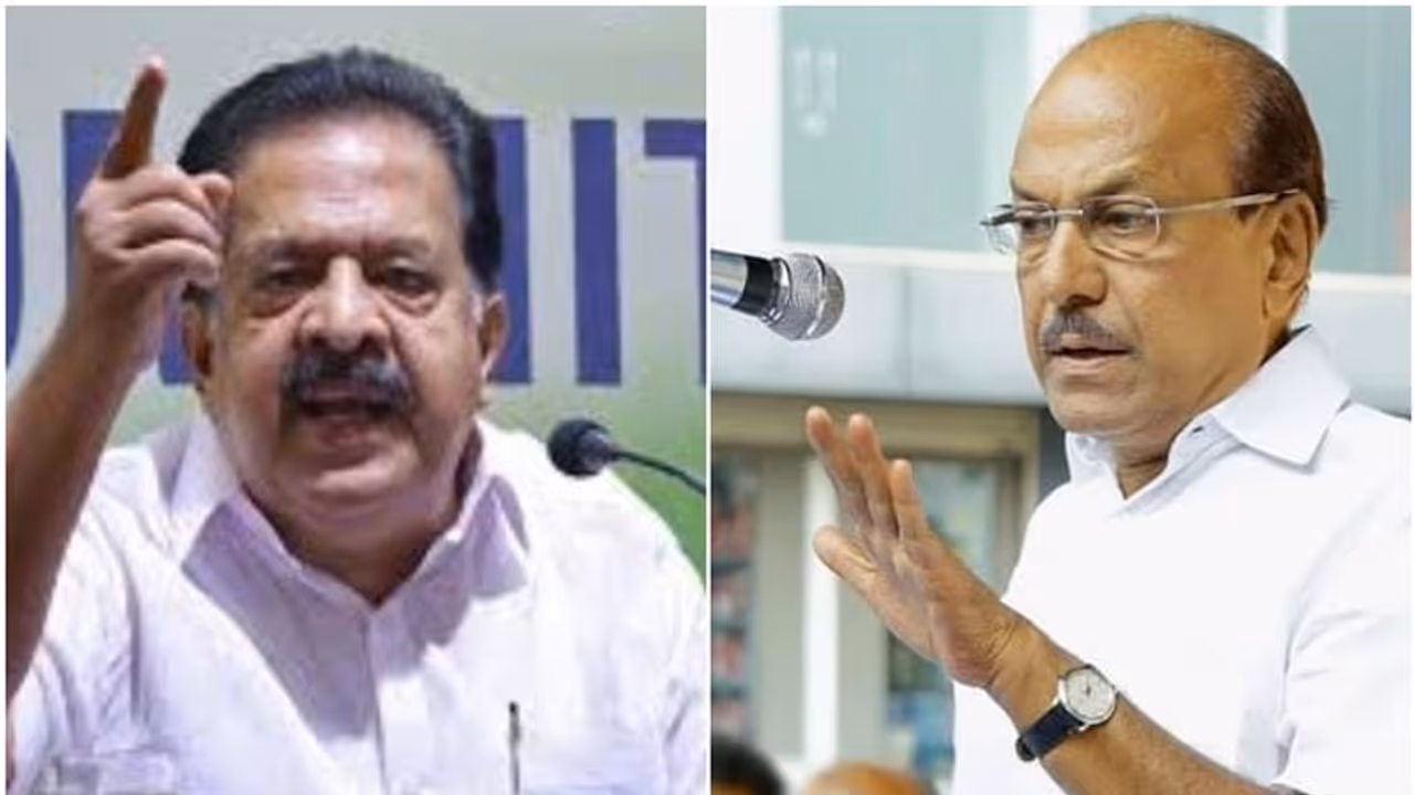 ലീഗിനെ നോക്കി സിപിഎം പരിപ്പ് വേവിക്കാൻ നോക്കണ്ടെന്ന് ചെന്നിത്തല, പ്രതികരിച്ച് കുഞ്ഞാലിക്കുട്ടിയും രംഗത്ത് ലീഗിനെ നോക്കി സിപിഎം പരിപ്പ് വേവിക്കാൻ നോക്കണ്ടെന്ന് ചെന്നിത്തല, പ്രതികരിച്ച് കുഞ്ഞാലിക്കുട്ടിയും രംഗത്ത്