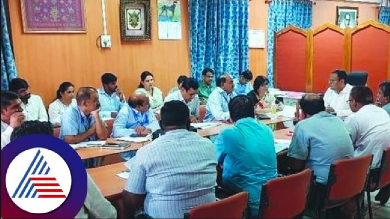 ಮಳೆ ಕೊರತೆ: ಕುಡಿಯುವ ಉದ್ದೇಶಕ್ಕೆ ಮಾತ್ರ ನೀರು ಬಳಸುವಂತೆ ಅಧಿಕಾರಿಗಳಿಗೆ ಸೂಚನೆ ಪ್ರಾದೇಶಿಕ ಆಯುಕ್ತ ನಿತೇಶ ಪಾಟೀಲ