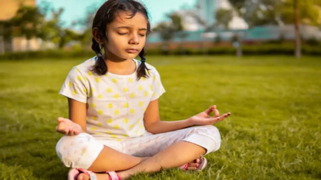 Yoga Tips: படிக்கும் குழந்தைகள் இந்த யோகாசனம் கண்டிப்பாக செய்யுங்கள்... ஆரோக்கியமாக இருப்பீர்கள்..!! 