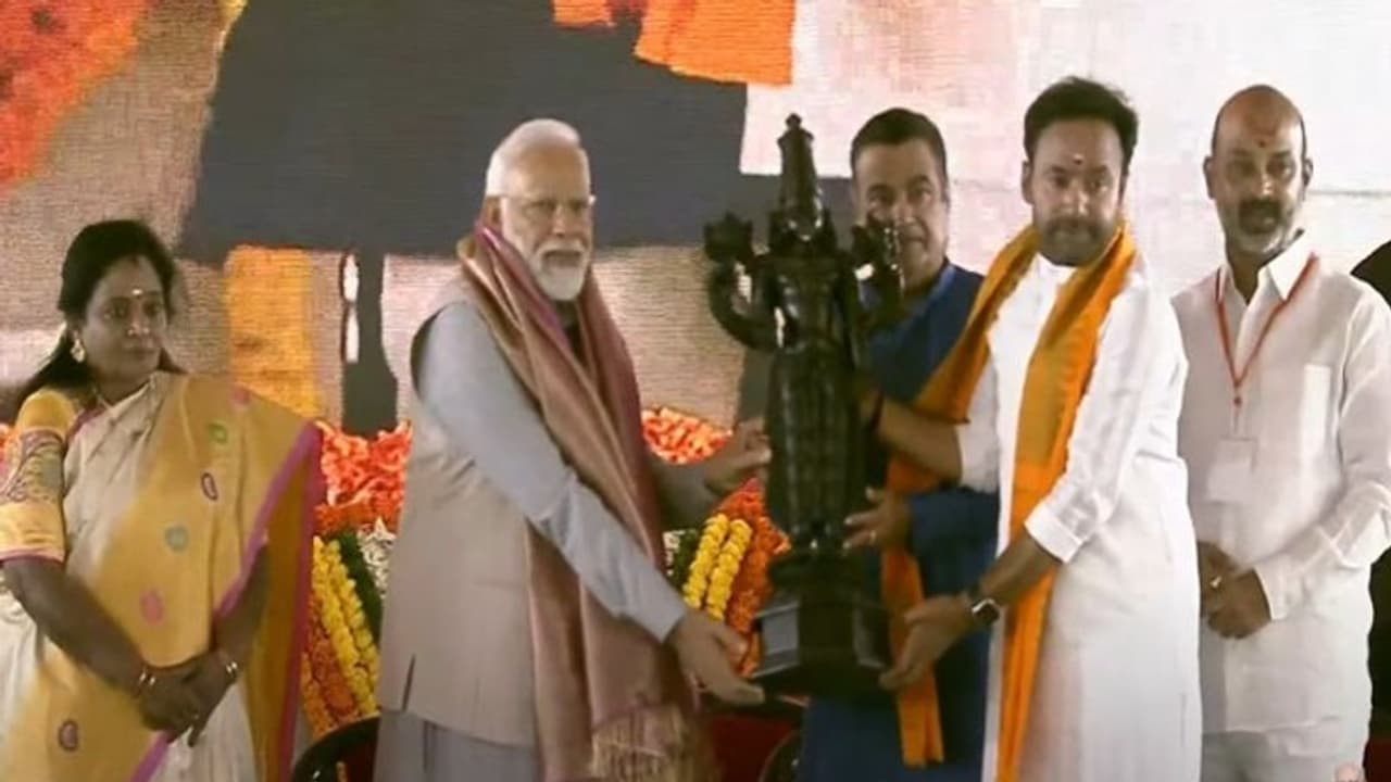 తెలంగాణ అభివృద్ది కోసం కేంద్రం అంకిత భావంతో పనిచేస్తోంది.. కిషన్ రెడ్డి