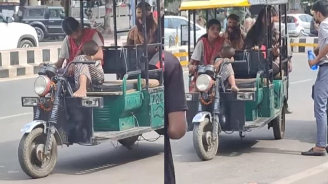 കുഞ്ഞിനെ മാറോടണച്ച്...; ഈ അമ്മ ഒരു പ്രതിനിധി മാത്രം വൈറലായ വീഡിയോ... കുഞ്ഞിനെ മാറോടണച്ച്...; ഈ അമ്മ ഒരു പ്രതിനിധി മാത്രം വൈറലായ വീഡിയോ...