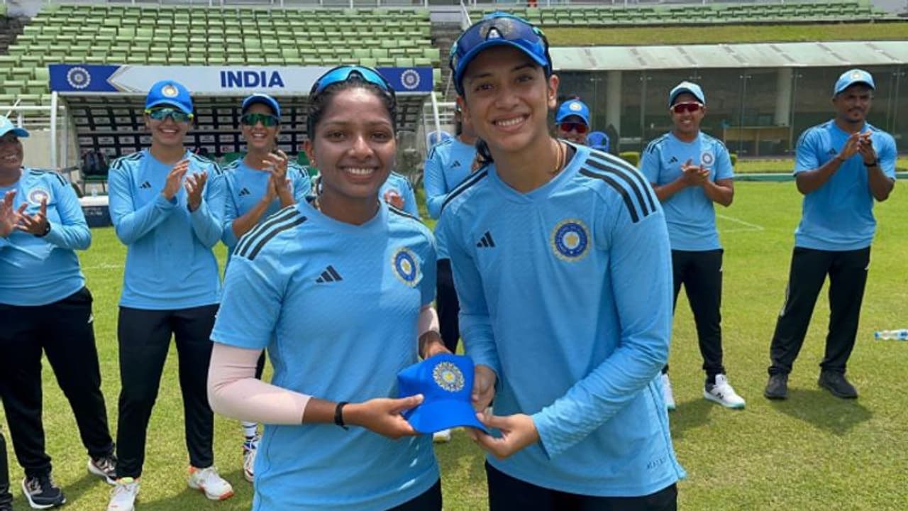 ഏഷ്യന് ഗെയിംസ്: ഇന്ത്യന് വനിതാ ക്രിക്കറ്റ് ടീമില് മിന്നു മണിയും! ഹര്മന്പ്രീത് നയിക്കും ഏഷ്യന് ഗെയിംസ്: ഇന്ത്യന് വനിതാ ക്രിക്കറ്റ് ടീമില് മിന്നു മണിയും! ഹര്മന്പ്രീത് നയിക്കും