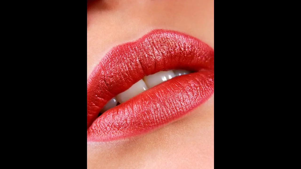 உங்கள் உதடு சிகப்பாக மாற இனி லிப்ஸ்டிக் தேவையில்லை..இத மட்டும் ட்ரை பண்ணுங்க..!! உங்கள் உதடு சிகப்பாக மாற இனி லிப்ஸ்டிக் தேவையில்லை..இத மட்டும் ட்ரை பண்ணுங்க..!!