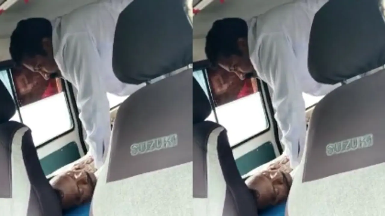 రైల్వే గేట్ పడటంతో ఆగిన గుండె...నొప్పితో విలవిల్లాడి అంబులెన్స్ లోనే పేషెంట్ మృతి (వీడియో)