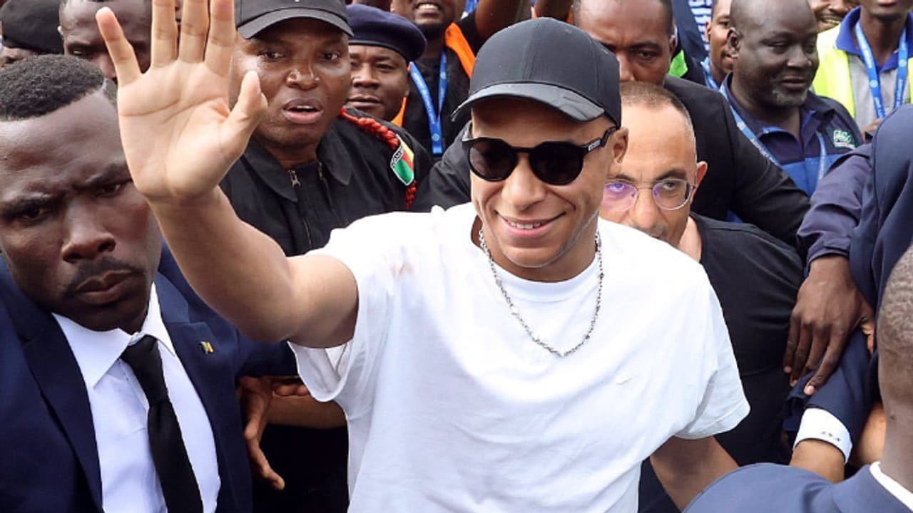 Real Madrid faces €550M obstacle in pursuit of Kylian Mbappe Real Madrid faces €550M obstacle in pursuit of Kylian Mbappe