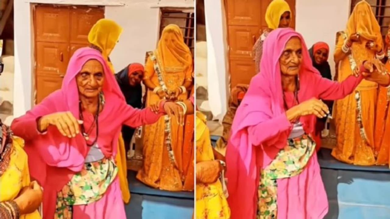 ಇಳಿ ವಯಸ್ಸಿನಲ್ಲಿ ಅದೇ ಉತ್ಸಾಹ, ಅದೇ ಚೈತನ್ಯ, ಅಜ್ಜಿಯ ಘೂಮರ್ ಡ್ಯಾನ್ಸ್ಗೆ ಭಾರಿ ಮೆಚ್ಚುಗೆ! ಇಳಿ ವಯಸ್ಸಿನಲ್ಲಿ ಅದೇ ಉತ್ಸಾಹ, ಅದೇ ಚೈತನ್ಯ, ಅಜ್ಜಿಯ ಘೂಮರ್ ಡ್ಯಾನ್ಸ್ಗೆ ಭಾರಿ ಮೆಚ್ಚುಗೆ!