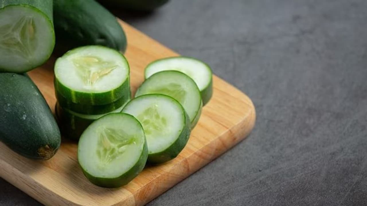 Here are 5 factors why Zucchini is a magical Superfood for Weight Loss