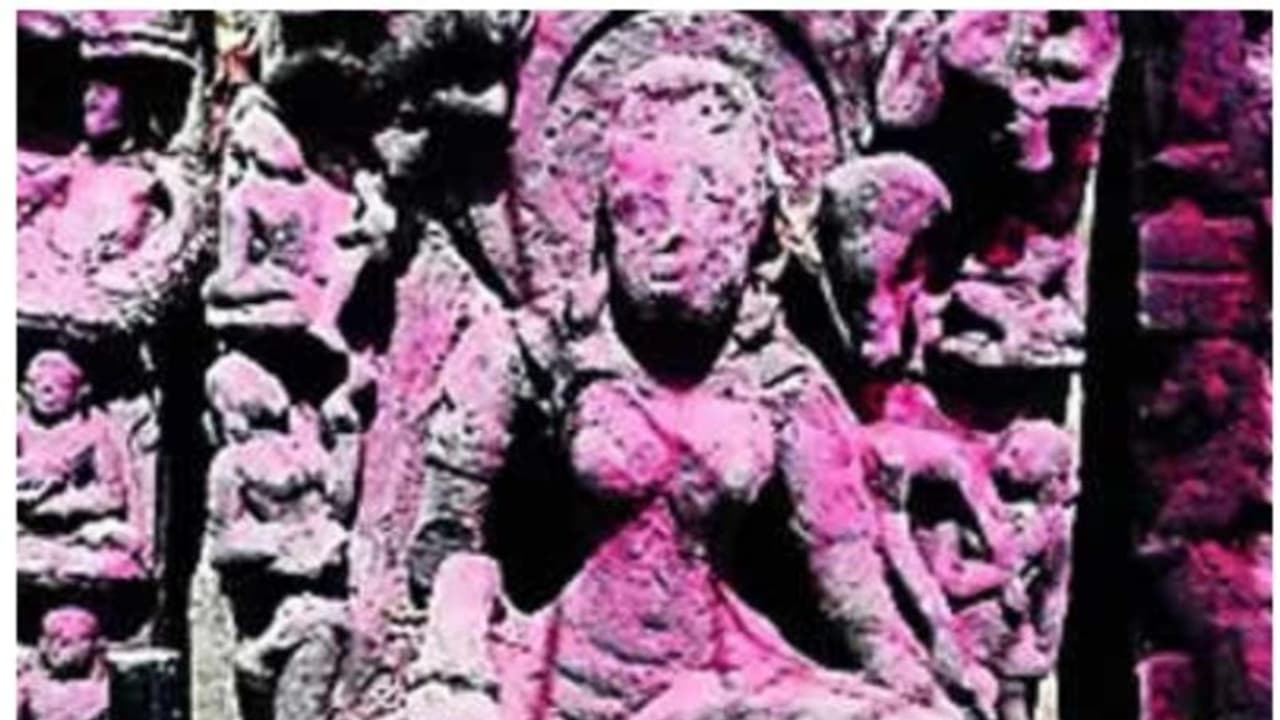 ബാന്ധവ്ഗഡ് കടുവാ സങ്കേതത്തിൽ നിന്നും 1,400 വർഷം പഴക്കമുള്ള തന്ത്രയാന ബുദ്ധ വിഗ്രഹങ്ങള്‍ കണ്ടെത്തി 