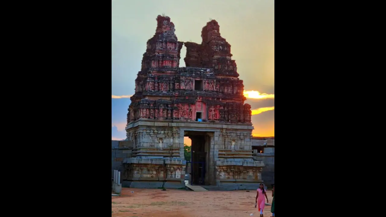 வியப்பில் ஆழ்த்தும் அதிசய ஆலயங்கள்..!! வியப்பில் ஆழ்த்தும் அதிசய ஆலயங்கள்..!!