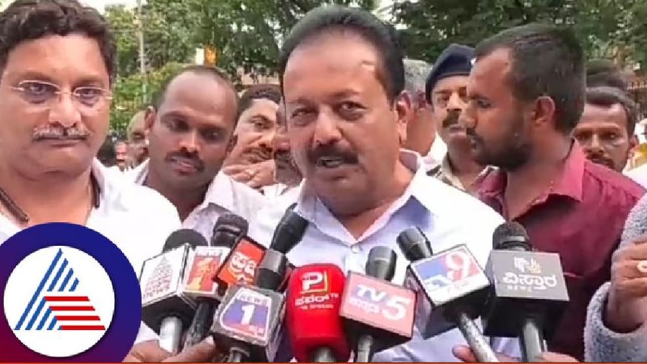 ಜೆಡಿಎಸ್ನಲ್ಲಿ ದೇವೇಗೌಡರ ಮಾತಿಗೆ ಕಿಮ್ಮತ್ತಿಲ್ಲ: ಚಲುವರಾಯಸ್ವಾಮಿ ಜೆಡಿಎಸ್ನಲ್ಲಿ ದೇವೇಗೌಡರ ಮಾತಿಗೆ ಕಿಮ್ಮತ್ತಿಲ್ಲ: ಚಲುವರಾಯಸ್ವಾಮಿ