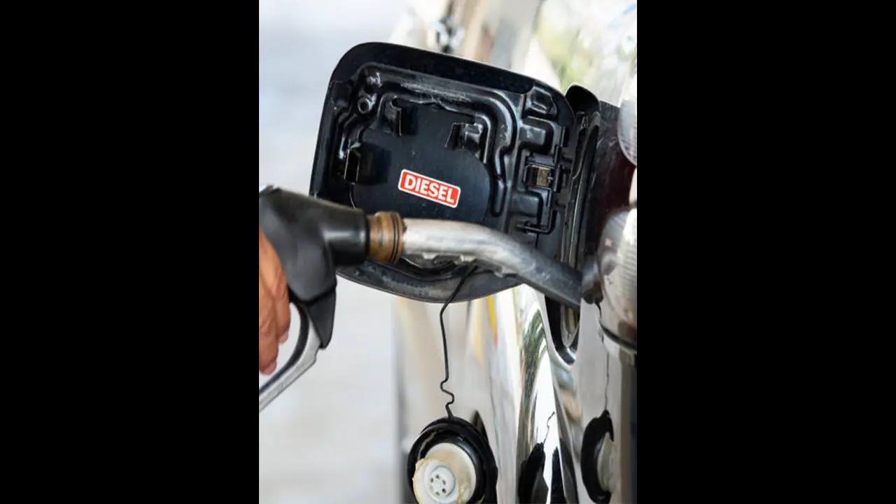 Petrol Diesel Price Today: ವೀಕೆಂಡ್ನಲ್ಲಿ ನಿಮ್ಮ ನಗರಗಳಲ್ಲಿ ಪೆಟ್ರೋಲ್, ಡೀಸೆಲ್ ಬೆಲೆ ಹೇಗಿದೆ ನೋಡಿ.. Petrol Diesel Price Today: ವೀಕೆಂಡ್ನಲ್ಲಿ ನಿಮ್ಮ ನಗರಗಳಲ್ಲಿ ಪೆಟ್ರೋಲ್, ಡೀಸೆಲ್ ಬೆಲೆ ಹೇಗಿದೆ ನೋಡಿ..