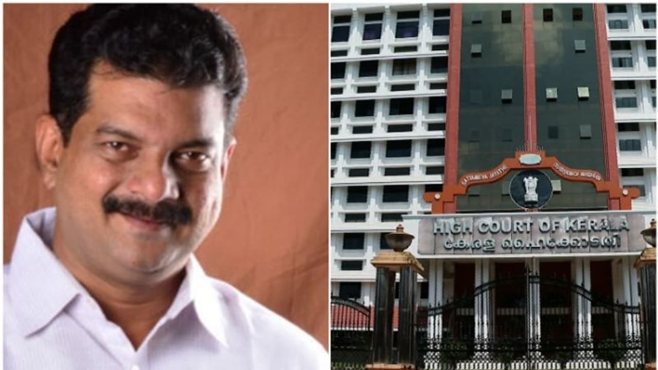 'പി വി അൻവറിന്റെ മിച്ചഭൂമി ഉടന് തിരിച്ചുപിടിക്കണം'; സാവകാശം വേണമെന്ന സർക്കാർ ആവശ്യം ഹൈക്കോടതി തള്ളി 'പി വി അൻവറിന്റെ മിച്ചഭൂമി ഉടന് തിരിച്ചുപിടിക്കണം'; സാവകാശം വേണമെന്ന സർക്കാർ ആവശ്യം ഹൈക്കോടതി തള്ളി