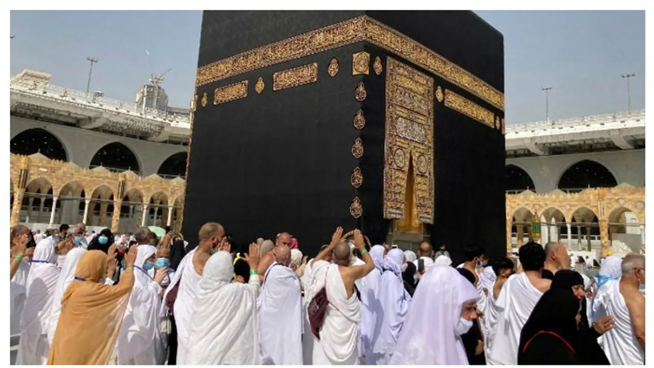 വിദേശ ഉംറ തീർഥാടകർ നിശ്ചിത സമയത്തിനുള്ളിൽ രാജ്യം വിടണമെന്ന് നിര്‍ദ്ദേശം