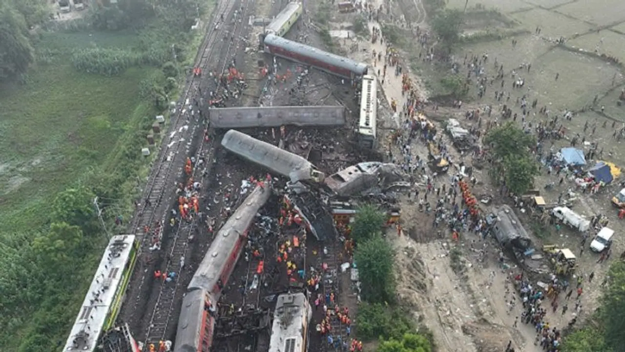 തിരിച്ചറിയാത്ത 41 മൃതദേഹങ്ങൾ, സി​ഗ്നലിം​ഗ് സംവിധാനത്തിലെ പിഴവ് അപകട കാരണം; ബാലസോർ ട്രെയിൻ അപകടത്തിൽ മന്ത്രി