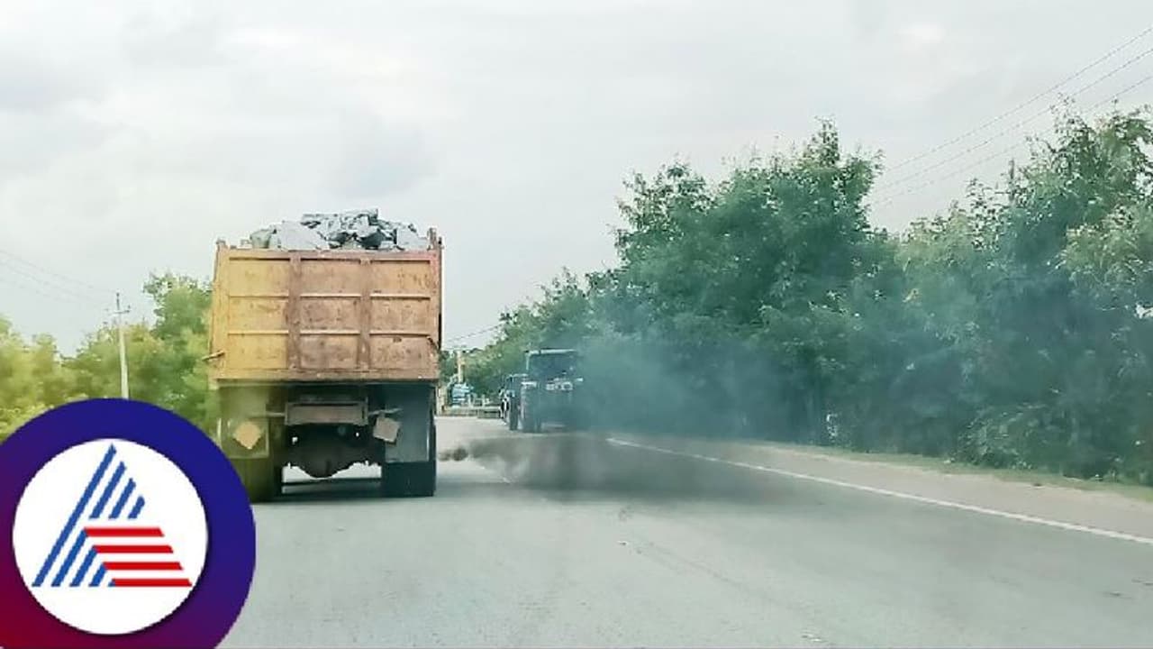 ಅಧಿಕ ಭಾರ ಹೊತ್ತು ಹೊಗೆ ಉಗುಳುತ್ತಿರುವ ಬಂಡಿಗಳು; ಕಣ್ಮುಚ್ಚಿ ಕುಳಿತ ಆರ್ಟಿಒ ಅಧಿಕಾರಿಗಳು ಅಧಿಕ ಭಾರ ಹೊತ್ತು ಹೊಗೆ ಉಗುಳುತ್ತಿರುವ ಬಂಡಿಗಳು; ಕಣ್ಮುಚ್ಚಿ ಕುಳಿತ ಆರ್ಟಿಒ ಅಧಿಕಾರಿಗಳು