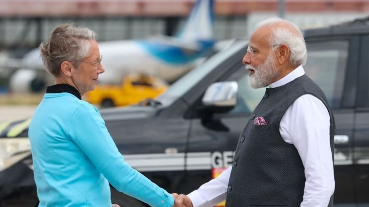 ಪ್ರಧಾನಿ ನರೇಂದ್ರ ಮೋದಿ ವಿದೇಶ ಭೇಟಿಗಾಗಿ ಸರ್ಕಾರದಿಂದ 5 ವರ್ಷದಲ್ಲಿ 254 ಕೋಟಿ ಖರ್ಚು!