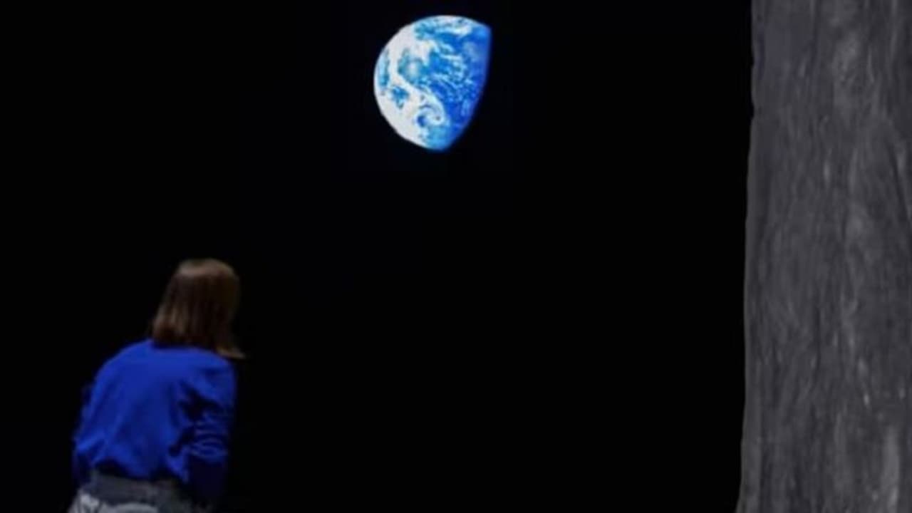  2100 ఏళ్లుగా భూమి చుట్టూ మరో చంద్రుడు ! భూమిని ఢీకొట్టగలదా.. ? ఆశ్చర్యం.. 