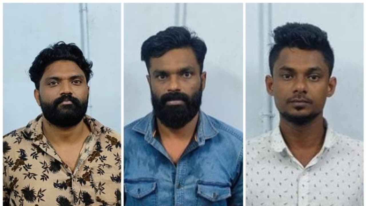 നിരവധി കേസുകളില് പ്രതികളായ ആലപ്പുഴ സ്വദേശികള് ബംഗളുരുവില് പിടിയില് നിരവധി കേസുകളില് പ്രതികളായ ആലപ്പുഴ സ്വദേശികള് ബംഗളുരുവില് പിടിയില്