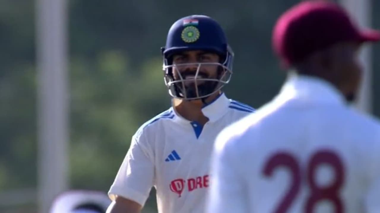 ఒక్క ఫోర్ కే సంబరాలు చేసుకున్న కోహ్లీ.. ఎందుకో తెలుసా?