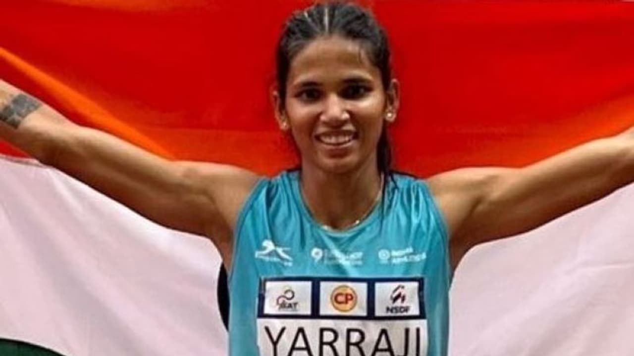 ఆసియా అథ్లెటిక్ ఛాంపియన్ షిప్ లో వైజాగ్ యువతికి స్వర్ణం... సీఎం జగన్ అభినందనలు ఆసియా అథ్లెటిక్ ఛాంపియన్ షిప్ లో వైజాగ్ యువతికి స్వర్ణం... సీఎం జగన్ అభినందనలు