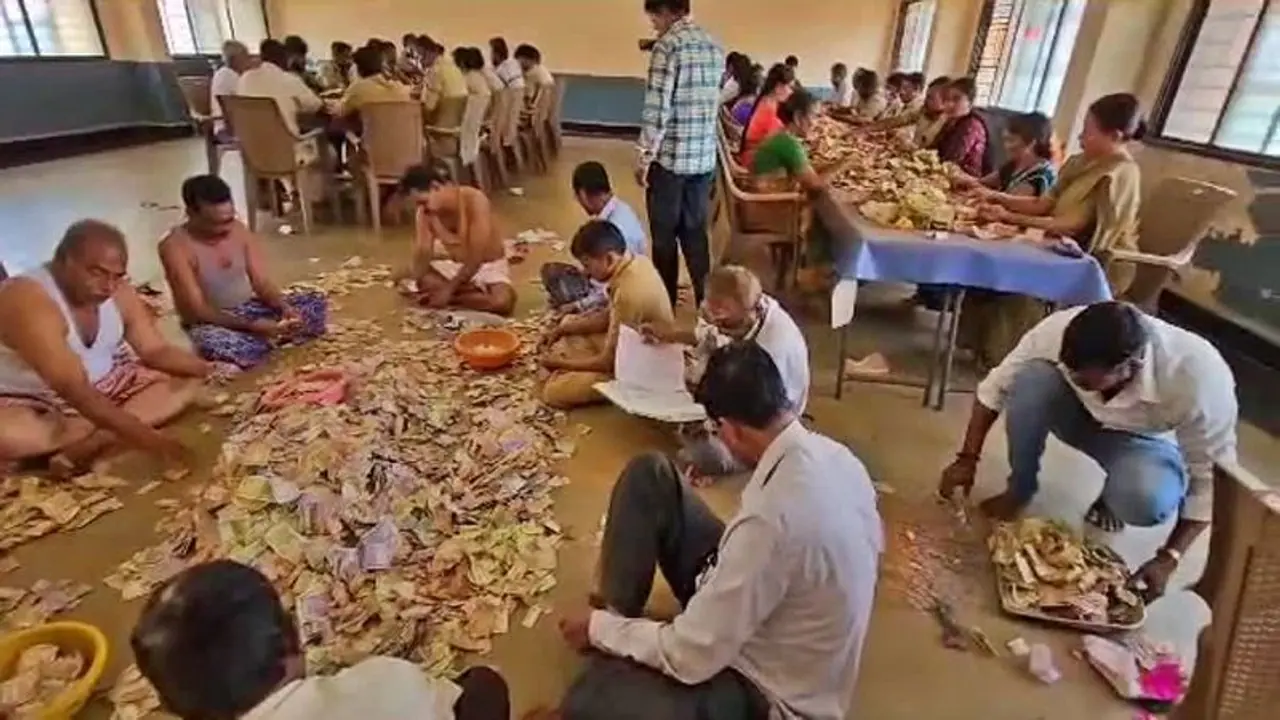 ಶಕ್ತಿ ಯೋಜನೆ ಎಫೆಕ್ಟ್: ಸವದತ್ತಿ ಯಲ್ಲಮ್ಮನಿಗೆ 1.37 ಕೋಟಿ ಕಾಣಿಕೆ