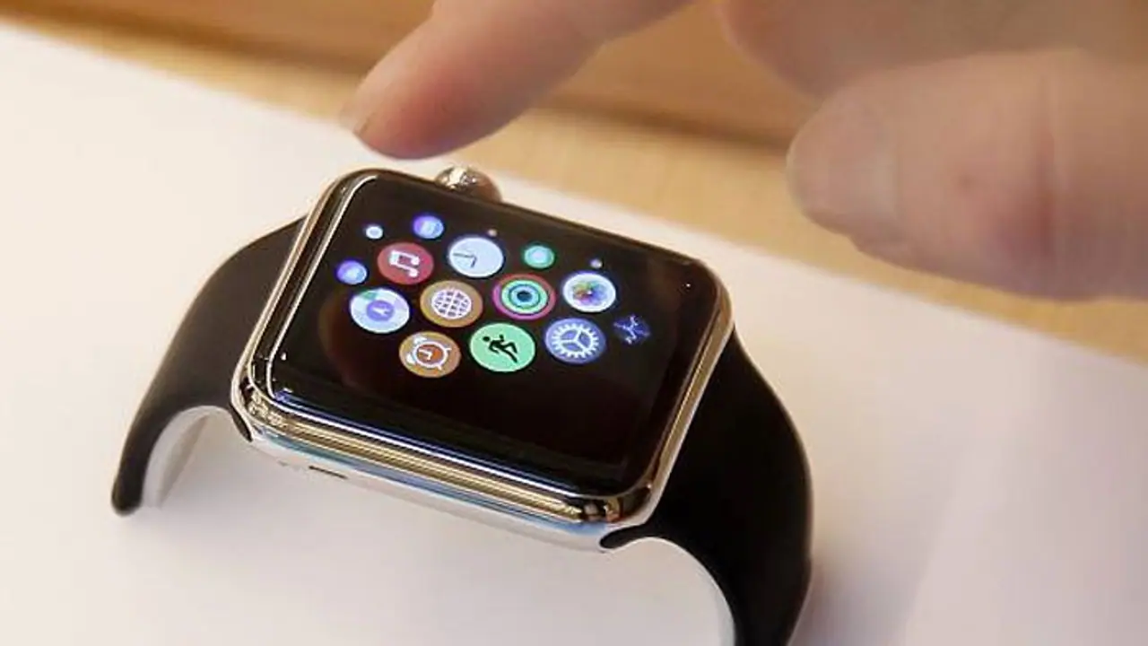 Apple rolls out first public beta of WatchOS 10; users get revamped widget, new watch faces & more