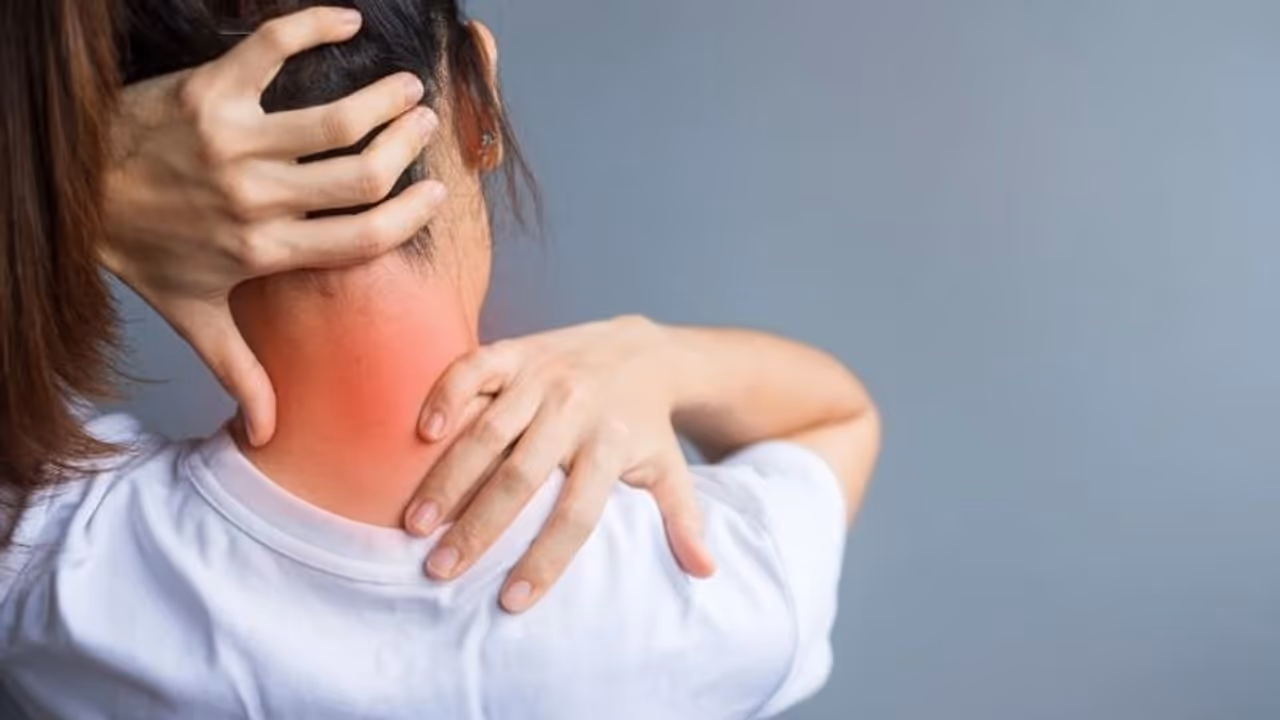 ഈ ലക്ഷണങ്ങള് ശ്രദ്ധിക്കുക, ഫൈബ്രോമയാള്ജിയ ആകാം... ഈ ലക്ഷണങ്ങള് ശ്രദ്ധിക്കുക, ഫൈബ്രോമയാള്ജിയ ആകാം...