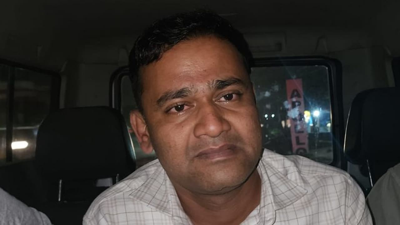 ಲಂಚಕ್ಕೆ ಬೇಡಿಕೆ: ಲೋಕಾಯುಕ್ತ ಟ್ರ್ಯಾಪ್‌ಗೆ ಫುಡ್ ಇನ್ಸ್‌ಪೆಕ್ಟರ್