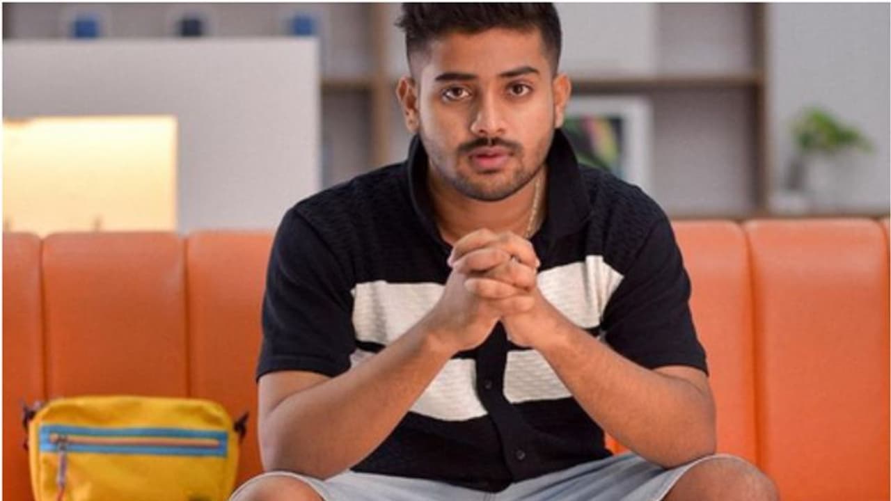 'ഇപ്പോള്‍ ഒരു മാറ്റത്തിനായി ഇരിക്കുന്നു', ജുനൈസിന്റെ കുറിപ്പ്