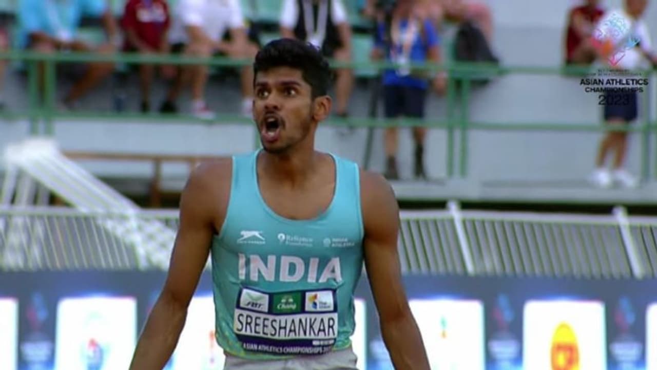 പാരീസിലേക്കുള്ള ചാട്ടം; ഏഷ്യൻ അത്‍ലറ്റിക്സ് ചാമ്പ്യൻഷിപ്പില്‍ എം ശ്രീശങ്കറിന് വെള്ളി, ഒളിംപിക്സ് യോഗ്യത
